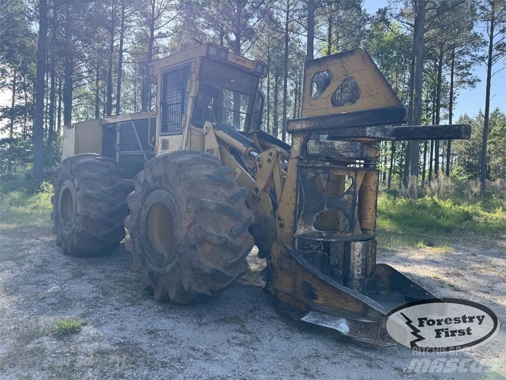 Tigercat 720G Валочно-пакетирующие машины