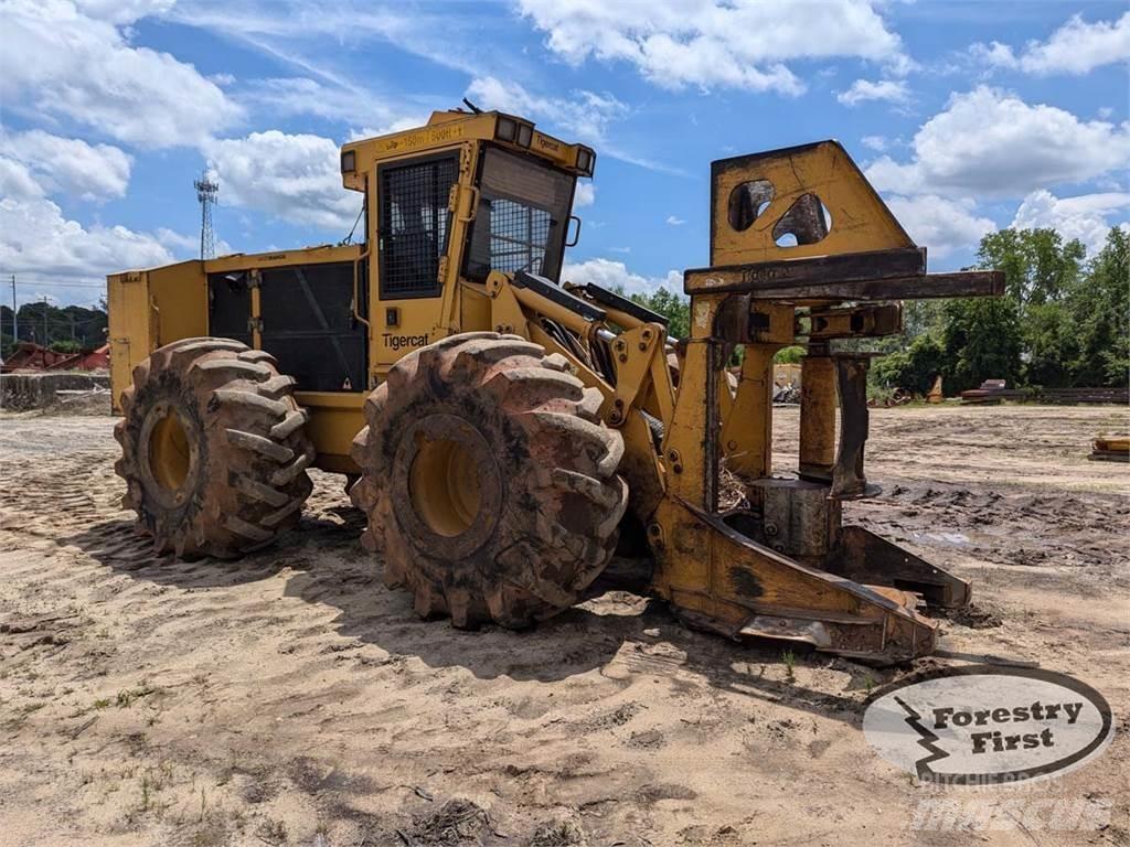 Tigercat 720G Валочно-пакетирующие машины