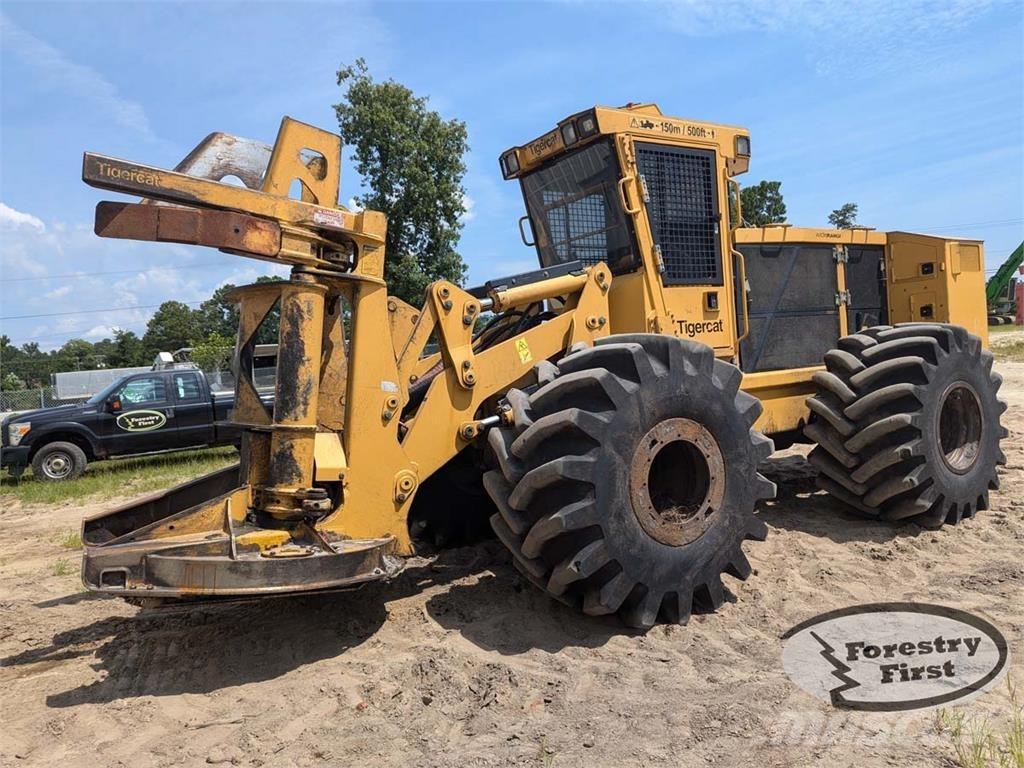 Tigercat 720G Валочно-пакетирующие машины