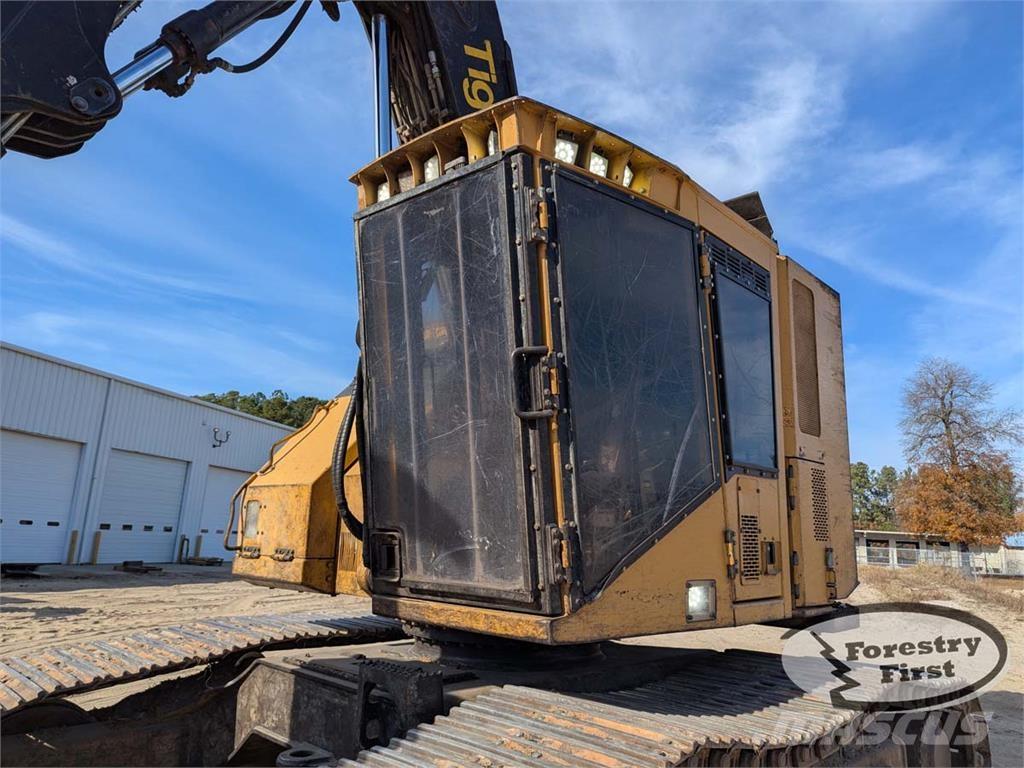 Tigercat 822D Валочно-пакетирующие машины