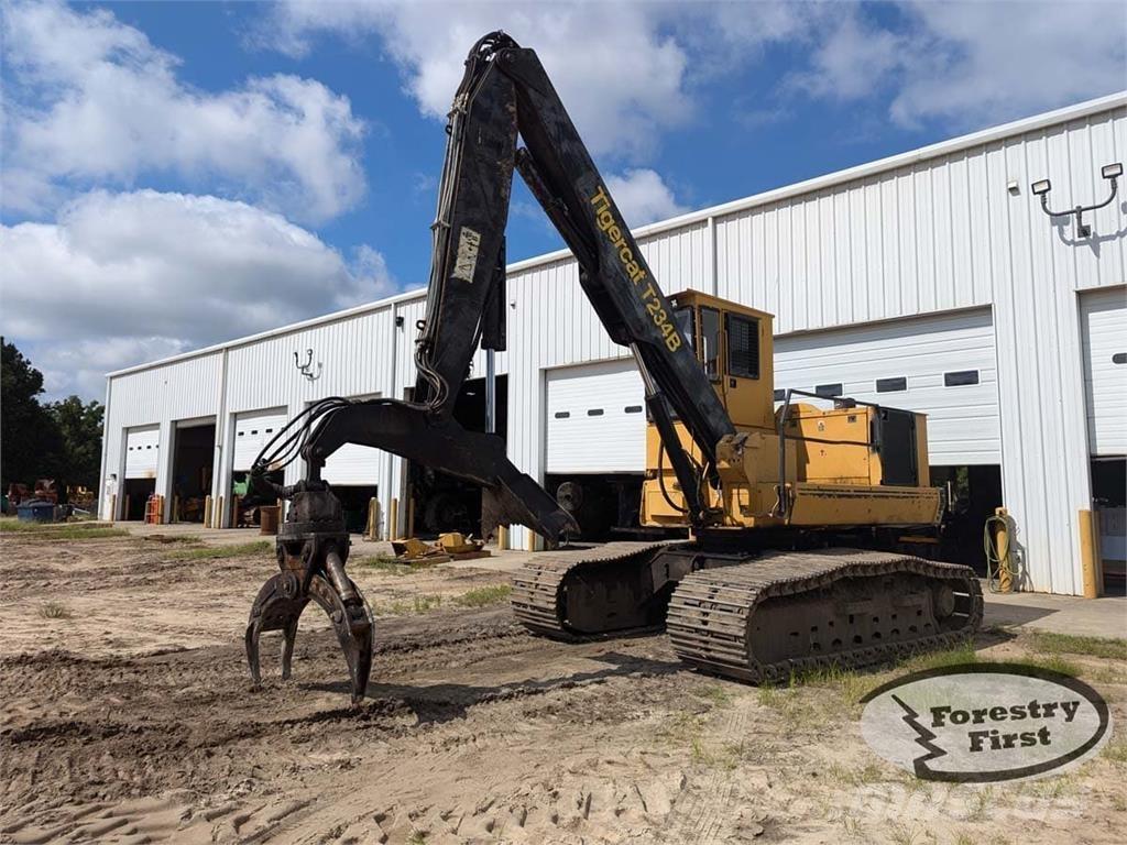 Tigercat T234B Лесопогрузчик