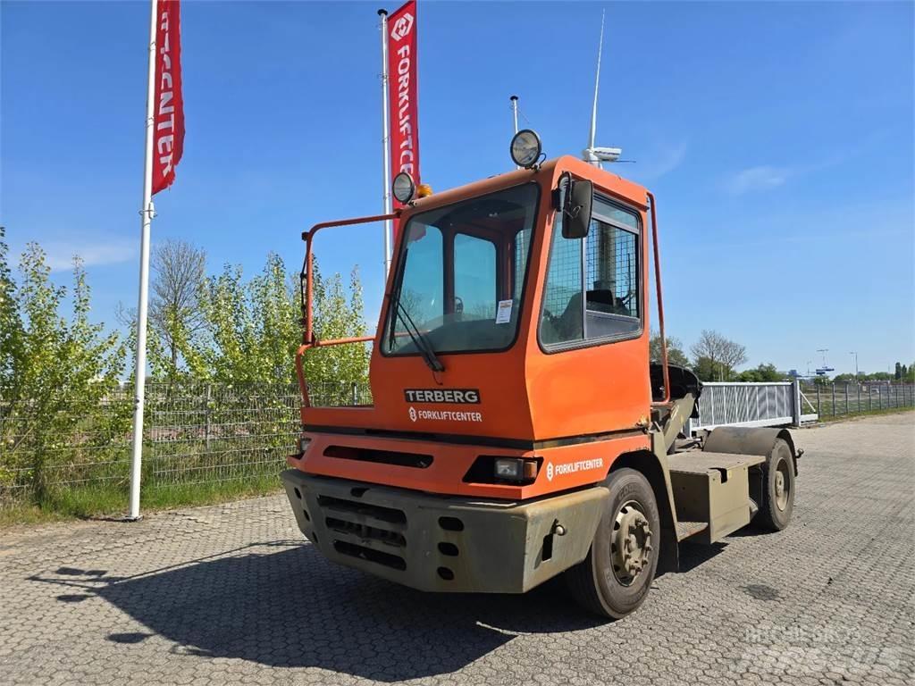 Terberg YT182 Терминальные тягачи