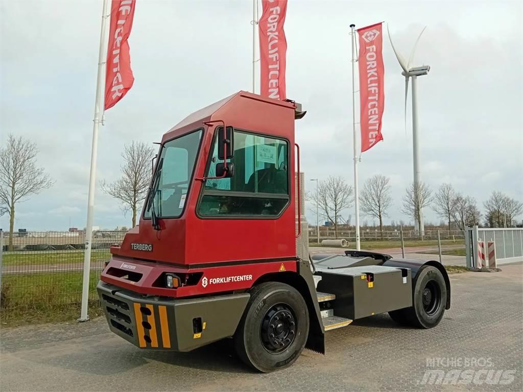 Terberg YT220 Терминальные тягачи