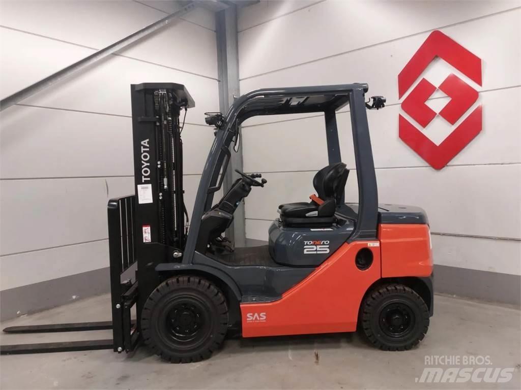 Toyota 52-8FDF25 Дизельные погрузчики