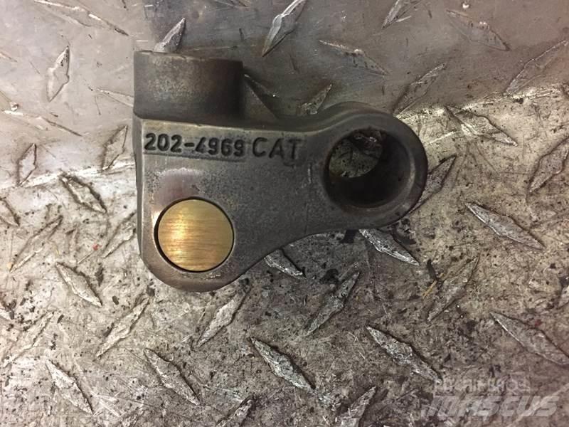 CAT C13 Коммерческий транспорт - Другие