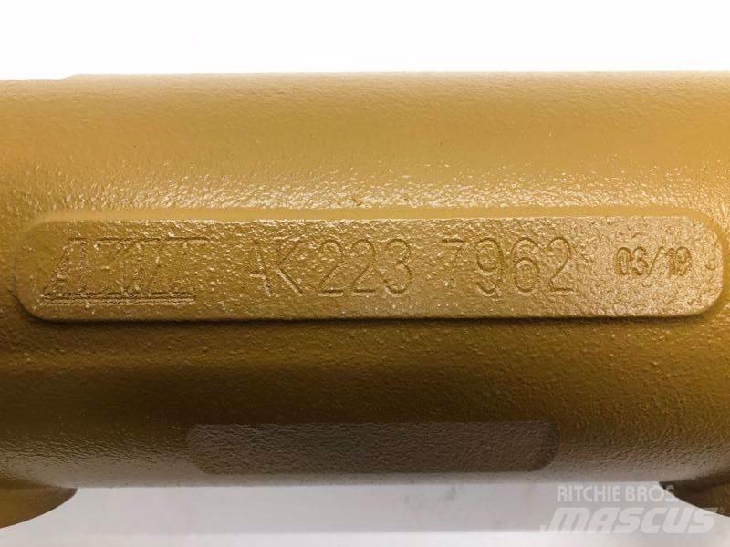 CAT C15 Коммерческий транспорт - Другие