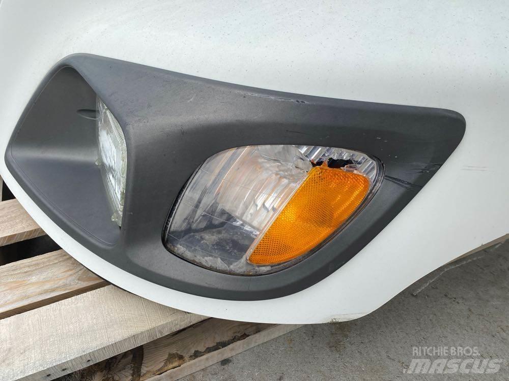 Hino 238 Кабины