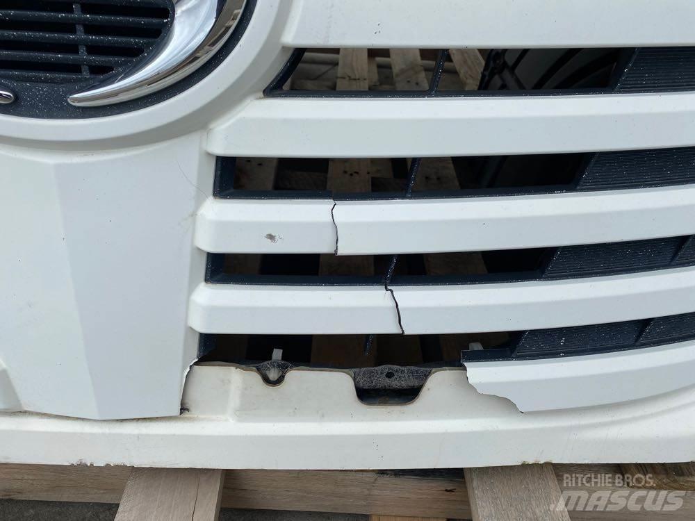 Hino 238 Кабины