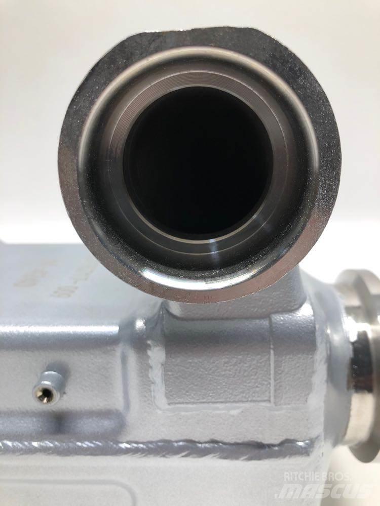 Mack MP7 Коммерческий транспорт - Другие