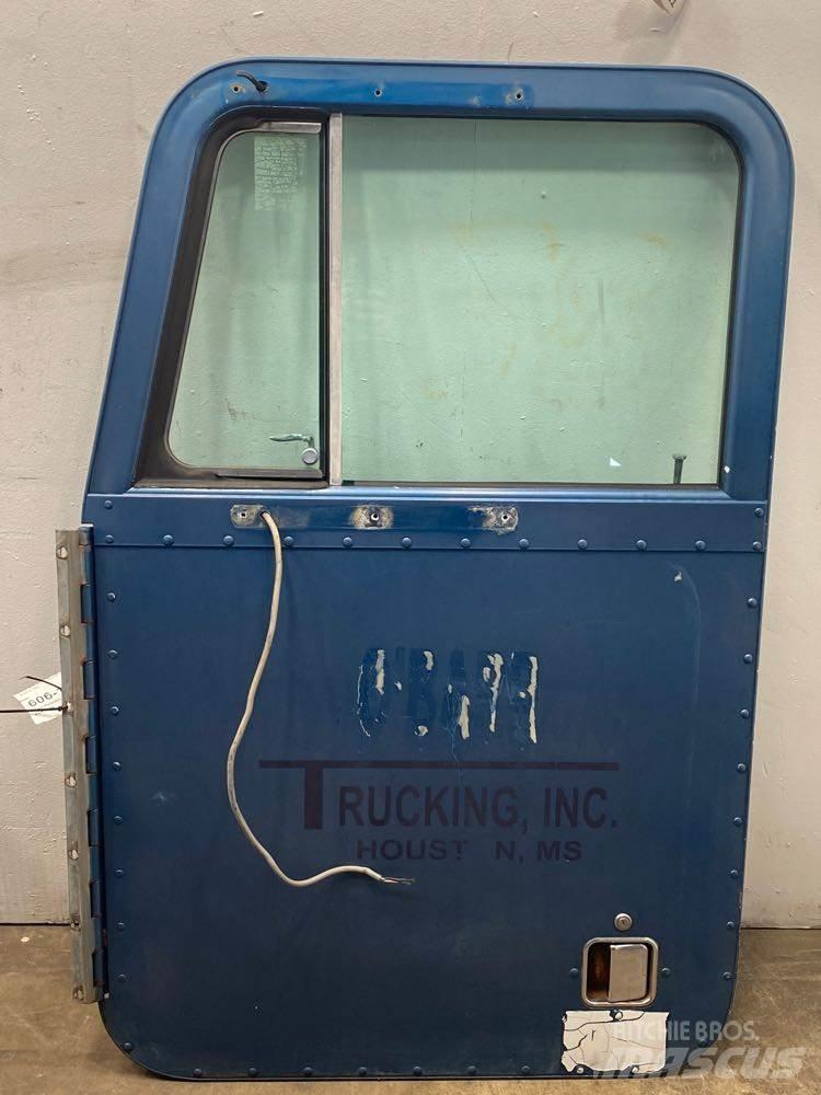 Peterbilt  Коммерческий транспорт - Другие