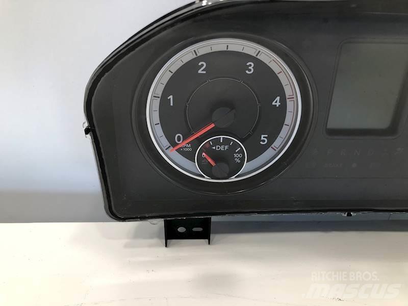 RAM 5500 Коммерческий транспорт - Другие