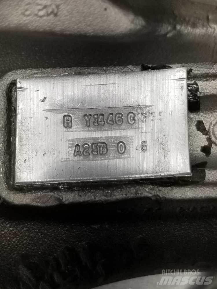 Volvo D13M Коммерческий транспорт - Другие
