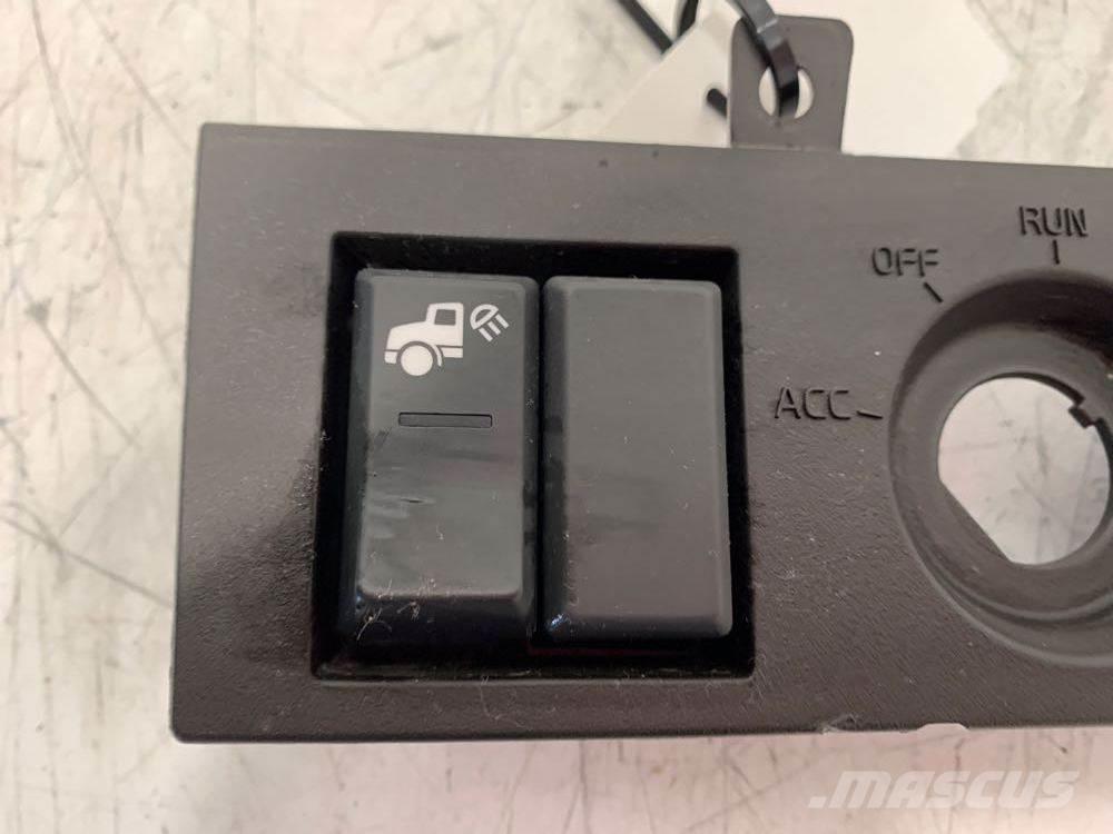 Volvo VNL Электронные блоки