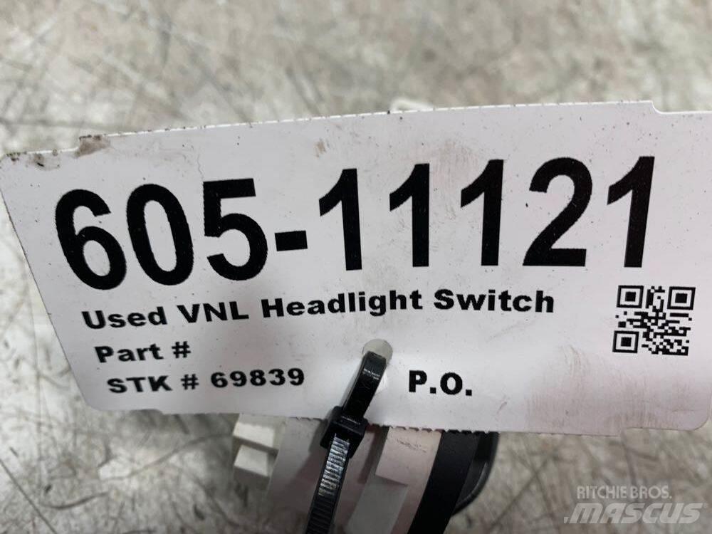 Volvo VNL Электронные блоки
