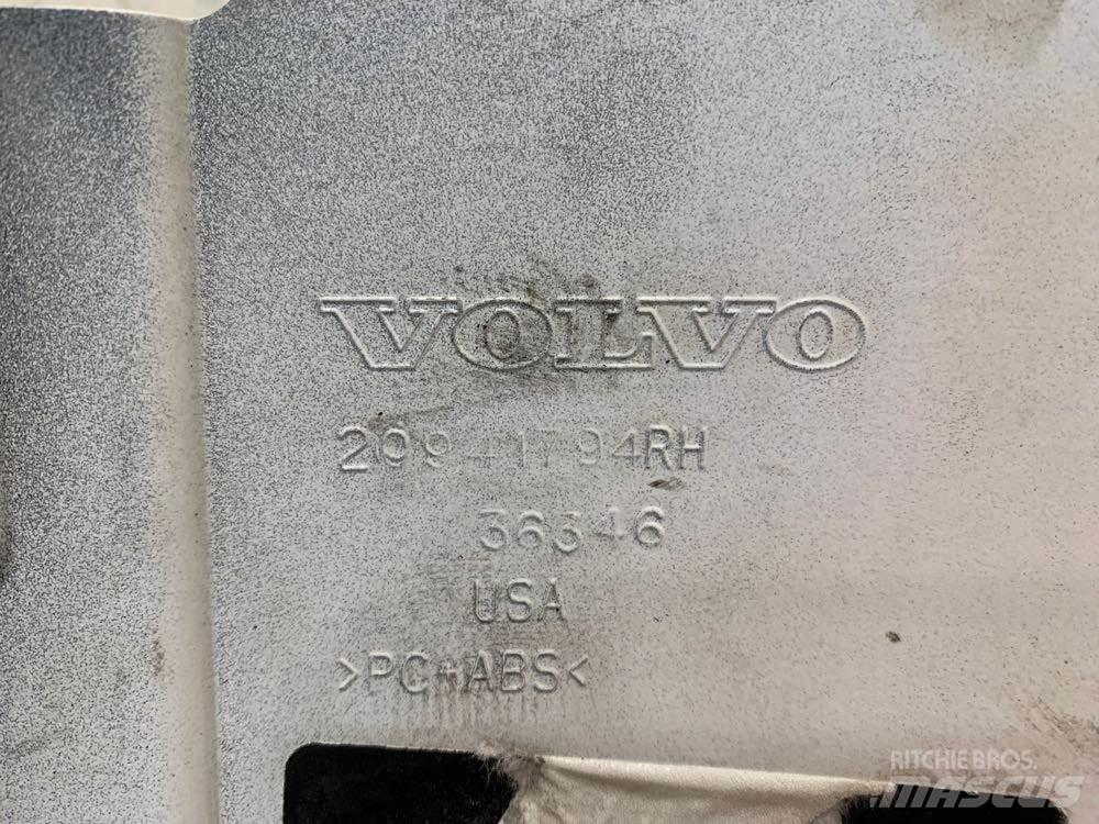 Volvo VNL Кабины