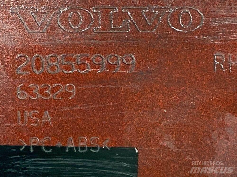 Volvo VNL Кабины