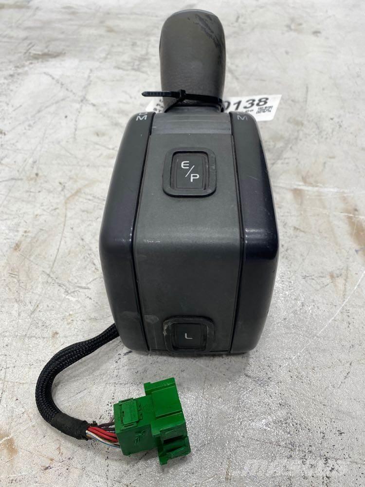 Volvo VNL Электронные блоки