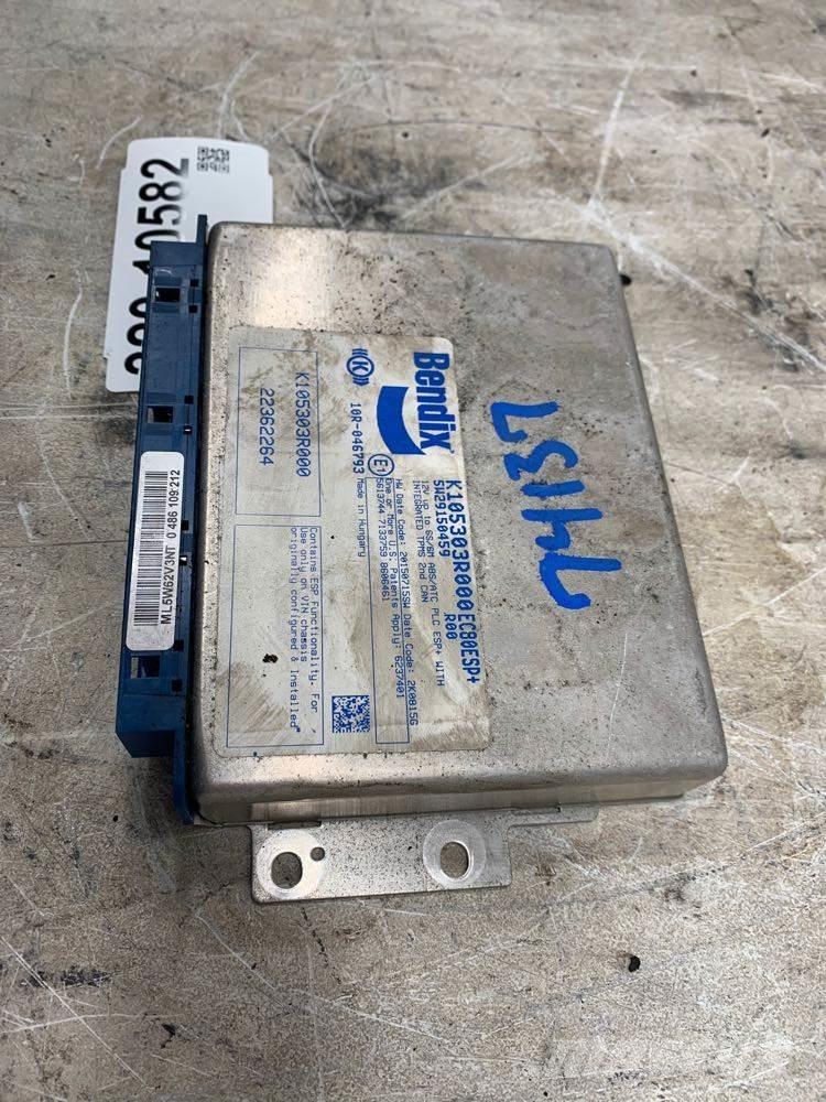 Volvo VNL Электронные блоки