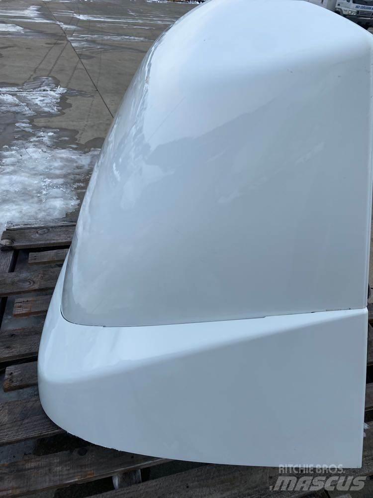 Volvo VNM Кабины