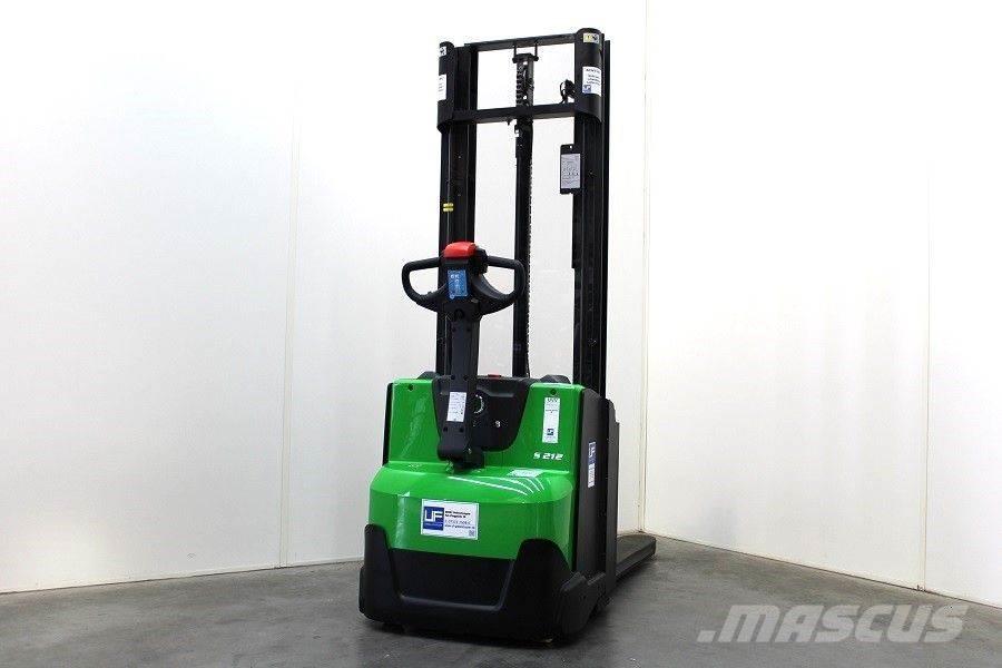 Cesab S 212 / 330 Ручные штабелёры с электроподъёмом