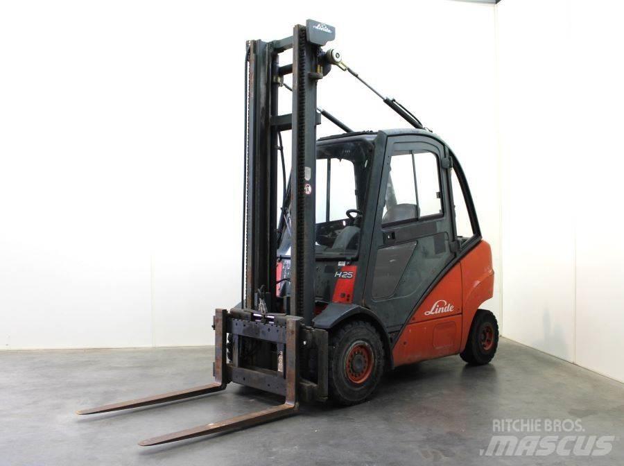 Linde H 25 D Дизельные погрузчики