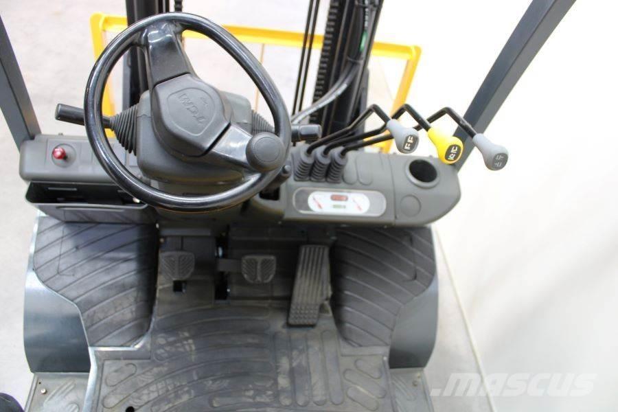 TCM FD 25 T 3 Дизельные погрузчики
