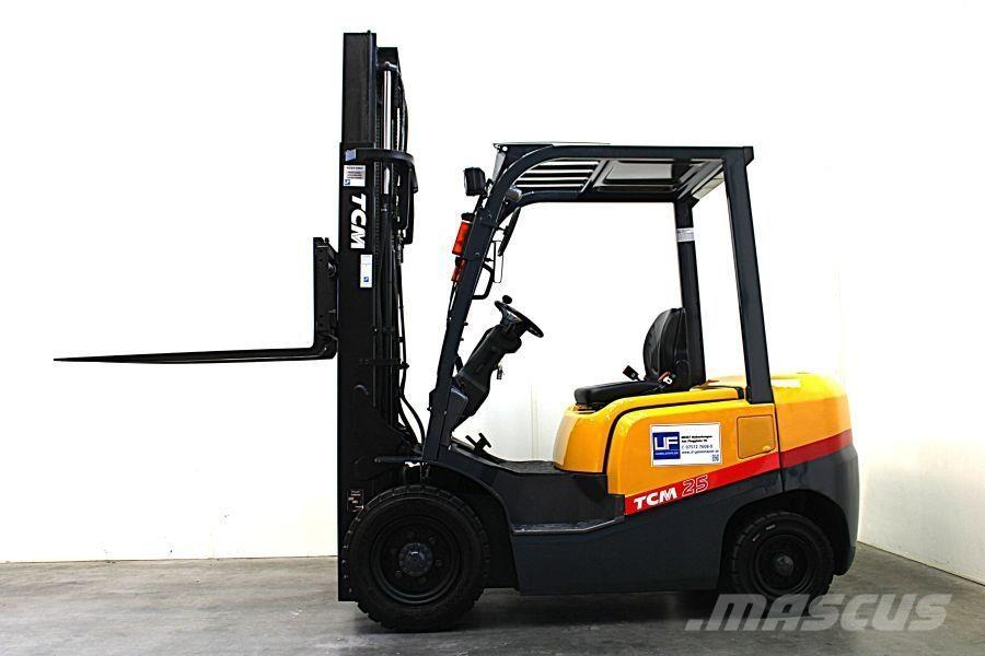TCM FD 25 T 3 Дизельные погрузчики