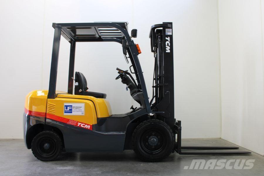 TCM FD 25 T 3 Дизельные погрузчики