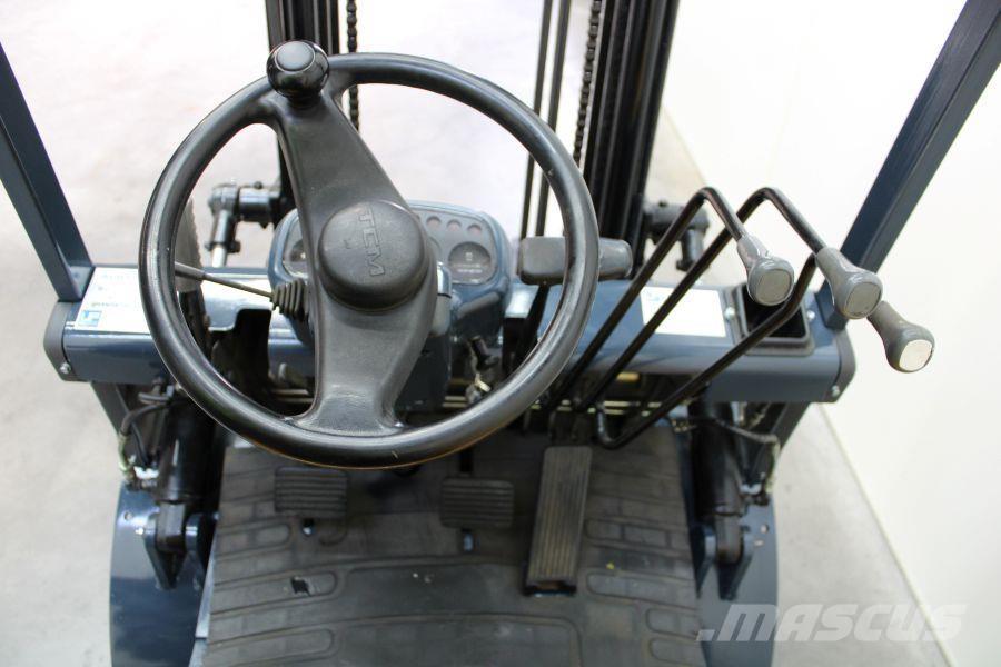 TCM FG 15 N18 Газовые погрузчики