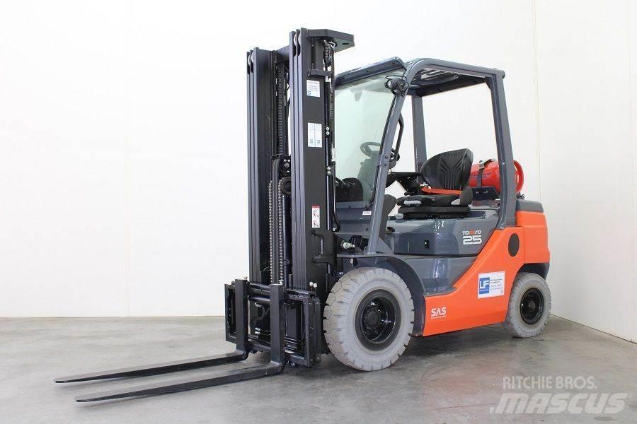 Toyota 02-8FGF25 Газовые погрузчики