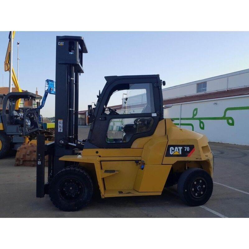 CAT DP70N1 Внедорожные погрузчики