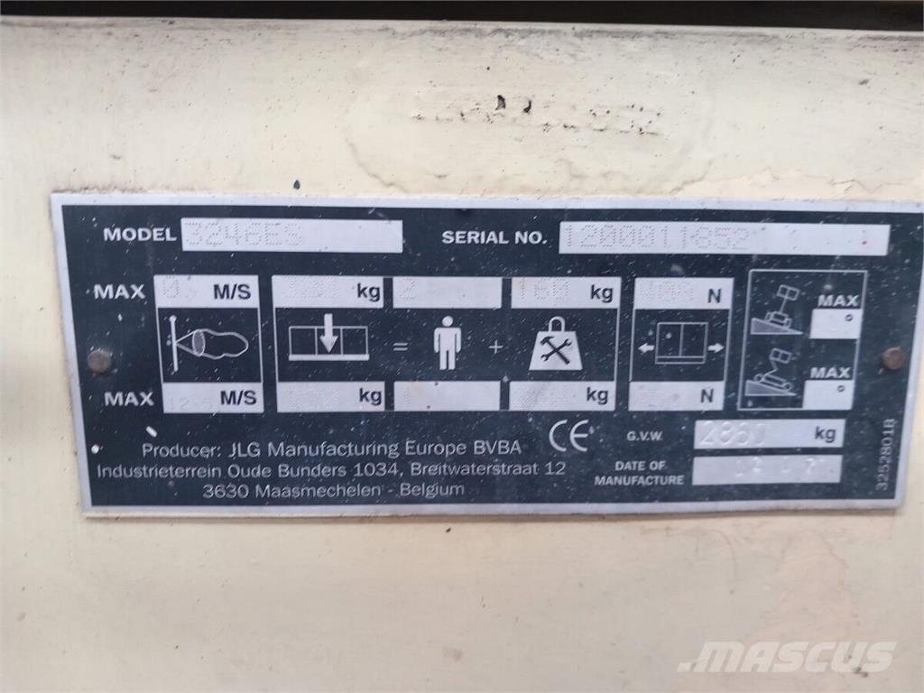 JLG 3246ES Ножничные подъемники