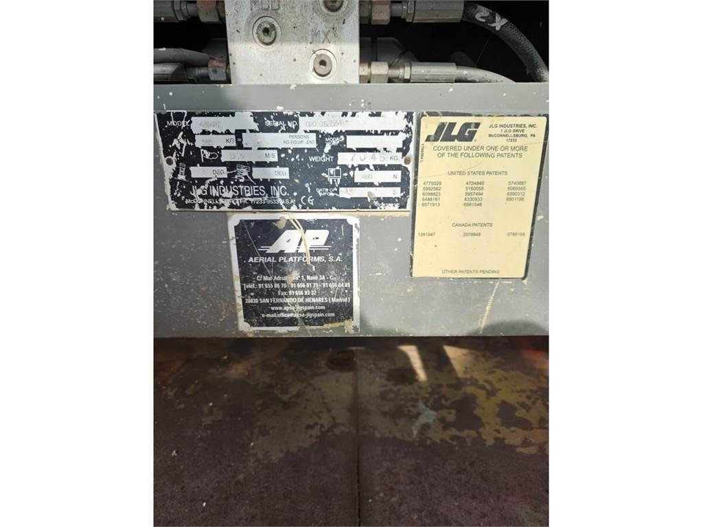 JLG 4394RT Ножничные подъемники