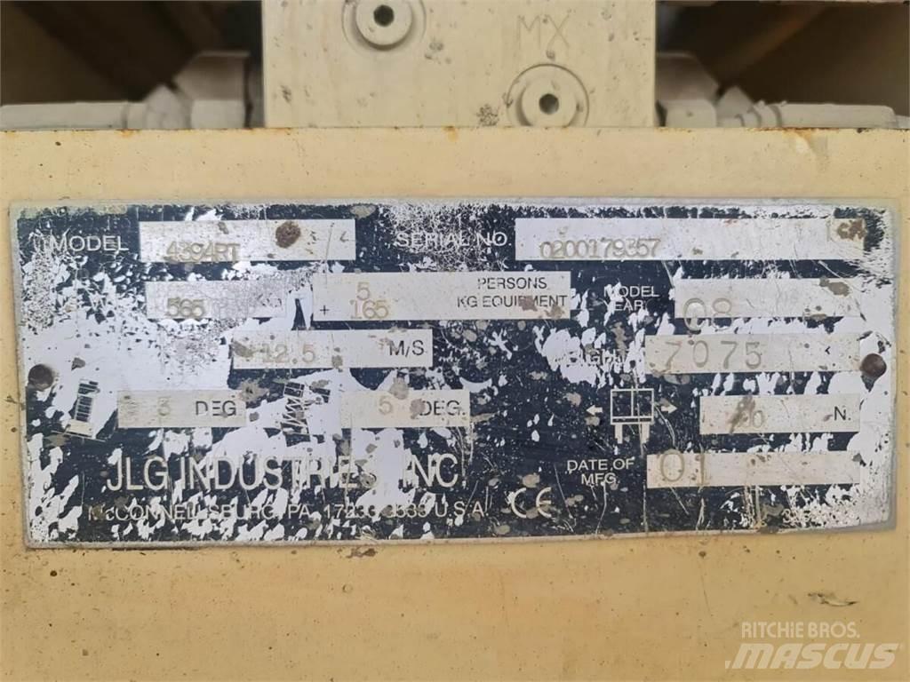 JLG 4394RT Ножничные подъемники
