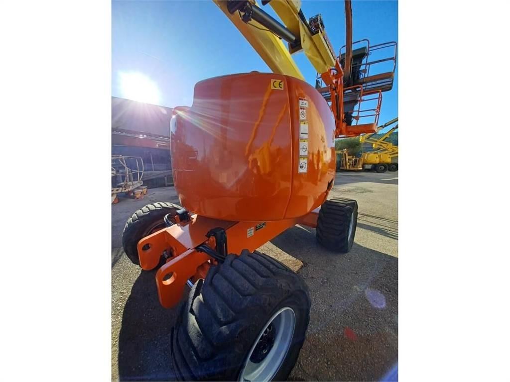 JLG 450AJ Коленчатые подъемники