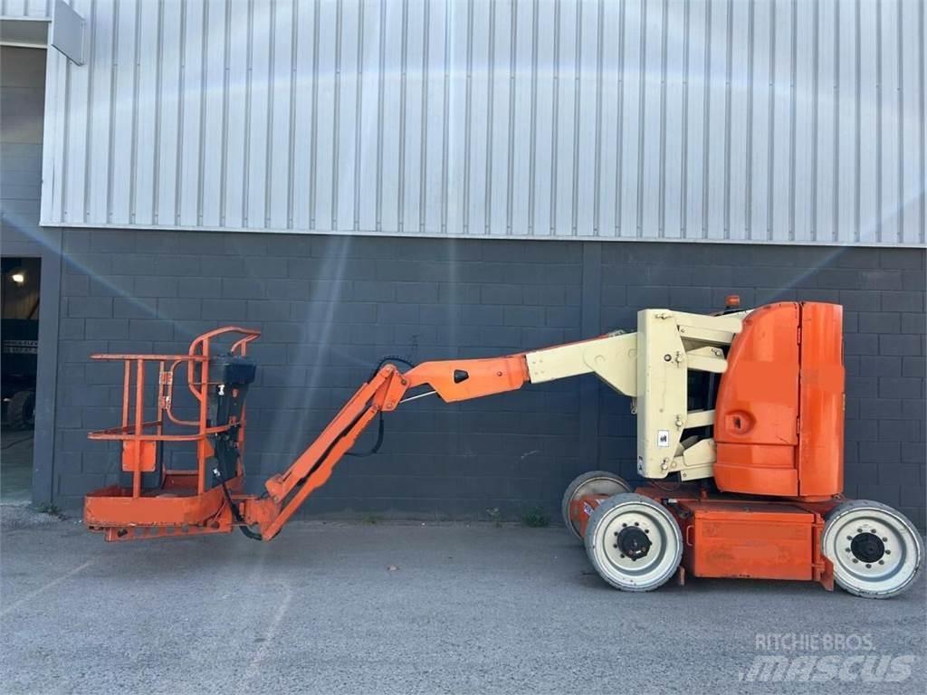 JLG E300AJ Коленчатые подъемники