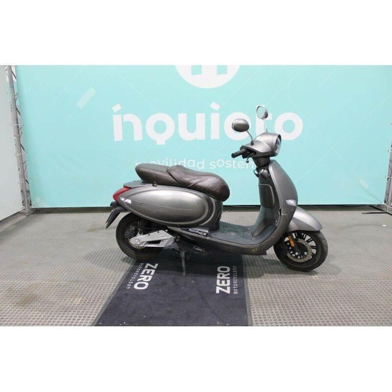  Urban D4 Квадроциклы