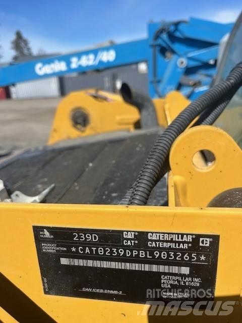 CAT 239D Седельные тягачи