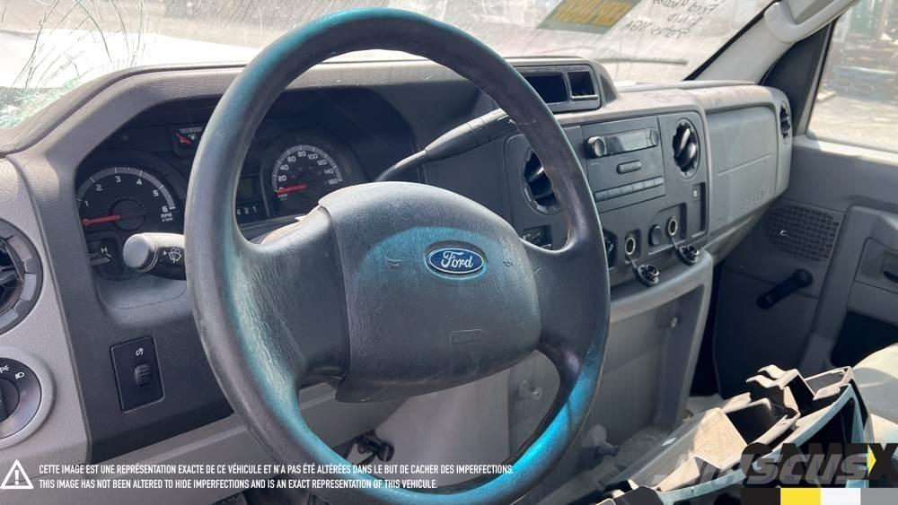 Ford E-450 Седельные тягачи