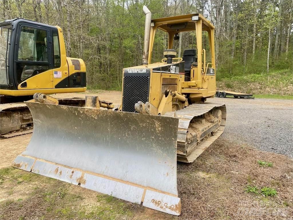 CAT D5C XL Гусеничные бульдозеры