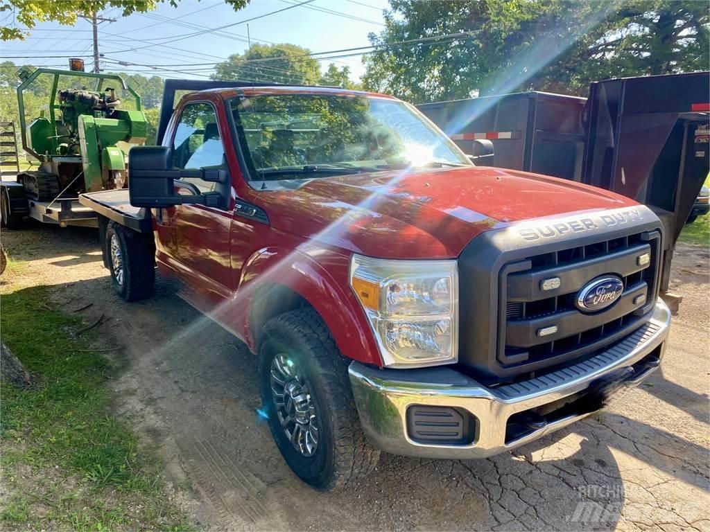 Ford F250 Грузовики-платформы/боковая разгрузка