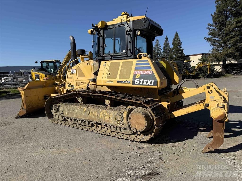 Komatsu D61EXi-24 Гусеничные бульдозеры