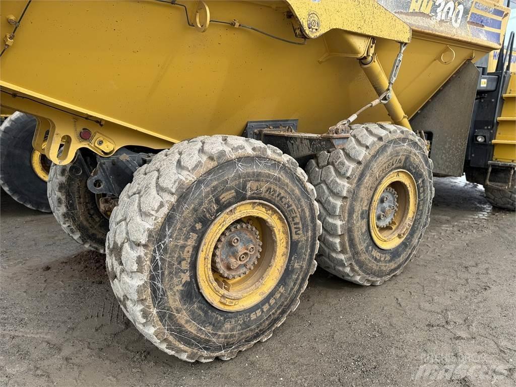 Komatsu HM300-5 Шарнирно-сочленённые самосвалы