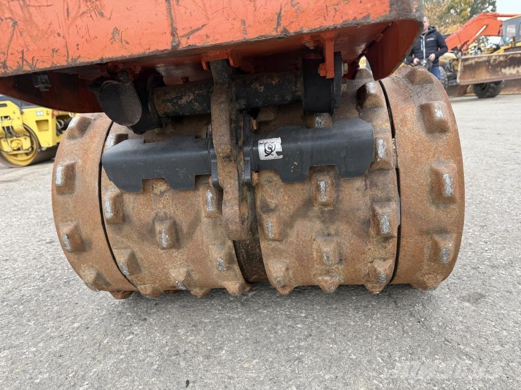 Bomag BMP 8500 Уплотнители грунта