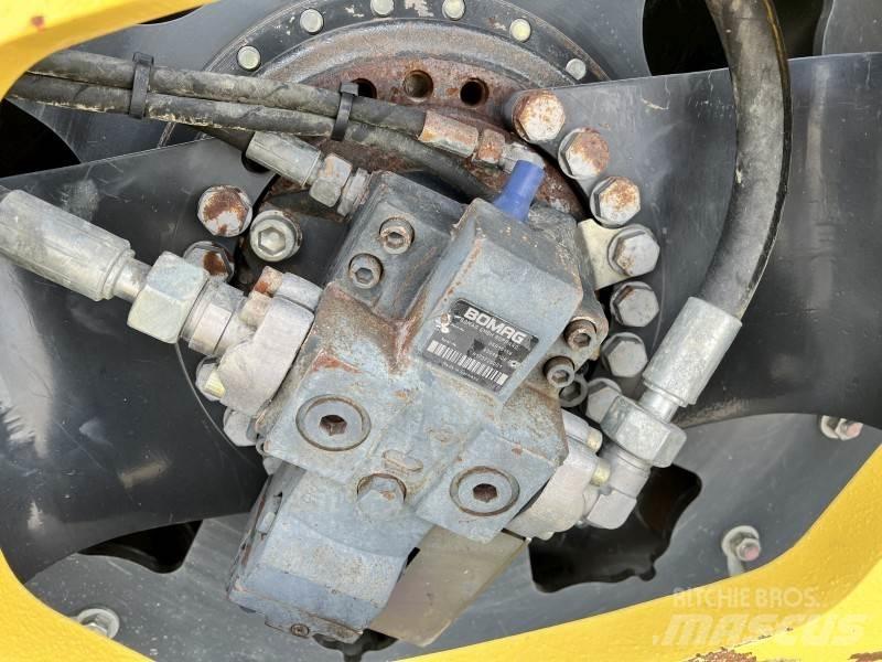 Bomag BW 213 PDH-5 Грунтовые катки