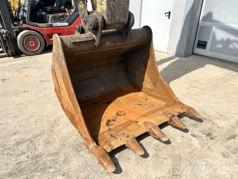 CAT 322 C LN Гусеничные экскаваторы
