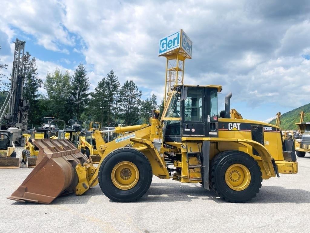 CAT 938 G2 Фронтальные погрузчики