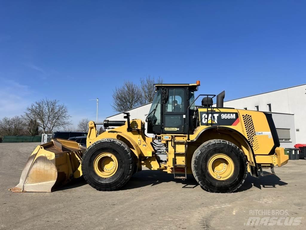 CAT 966 M Фронтальные погрузчики