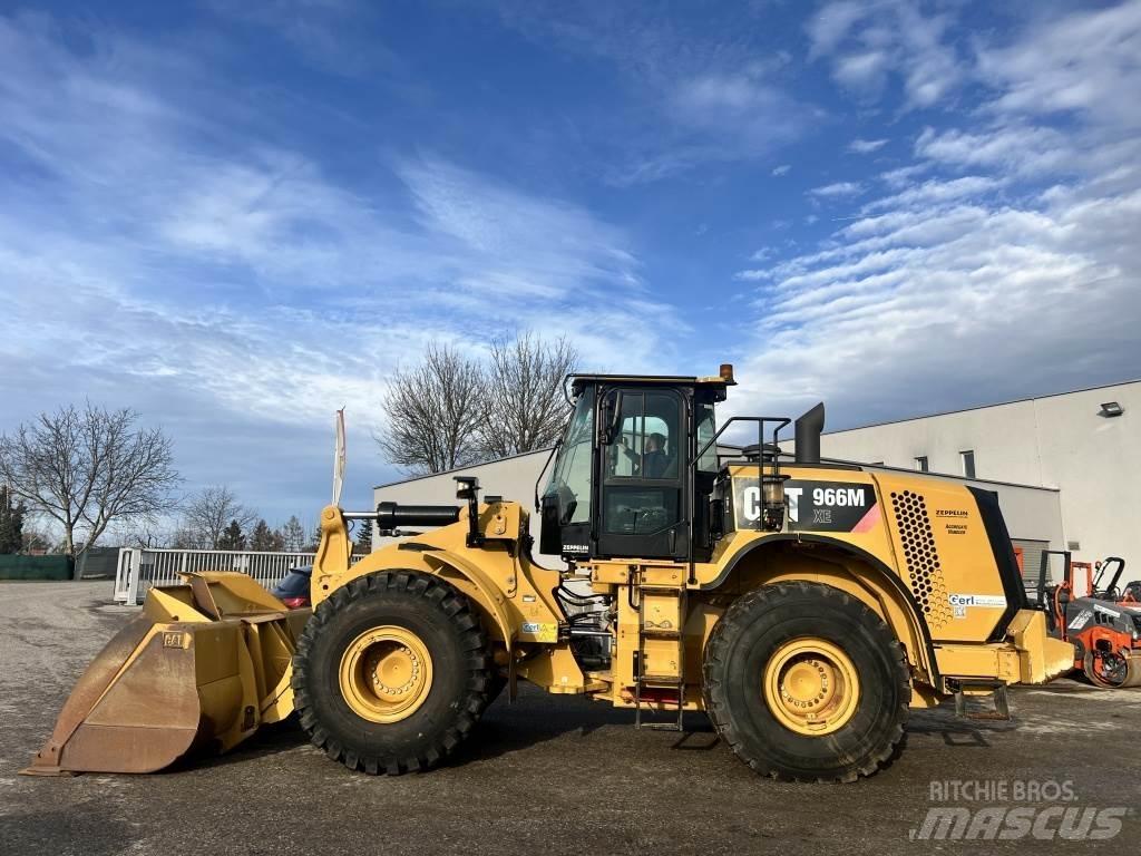 CAT 966 M XE Фронтальные погрузчики