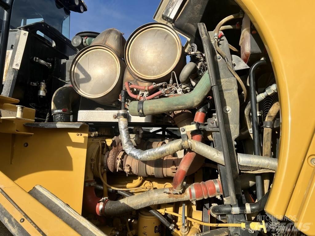 CAT 966 M XE Фронтальные погрузчики